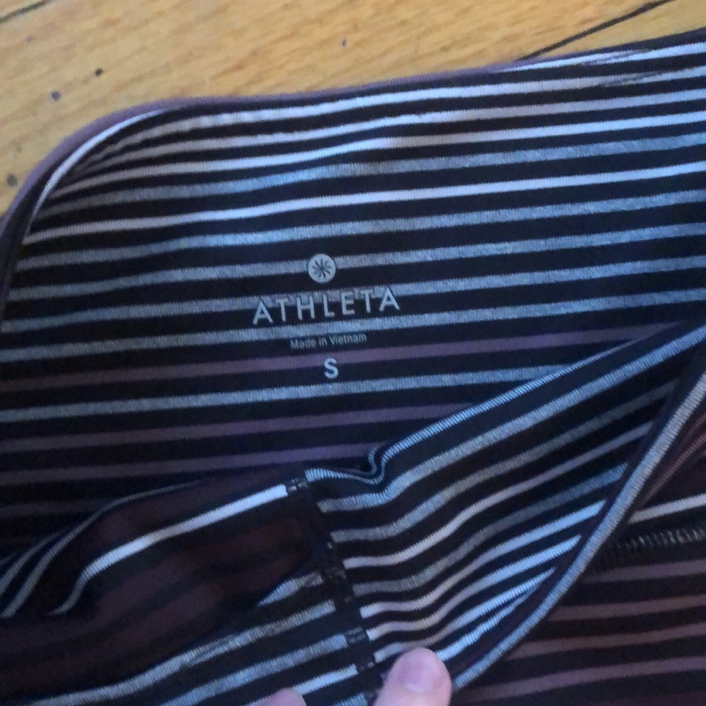 Super cute athleta striped leggings - Picture 4 of 5